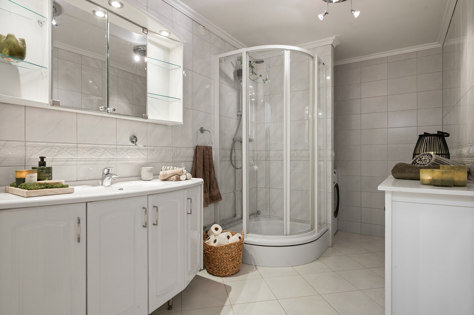 Her er det også opplegg for vaskemaskin og mekanisk avtrekk. Galleribilde