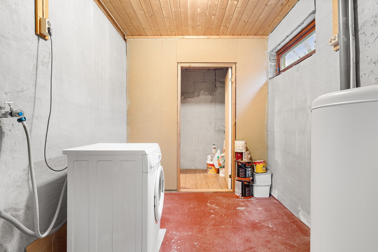 Vaskerommet til hoveddelen. Galleribilde