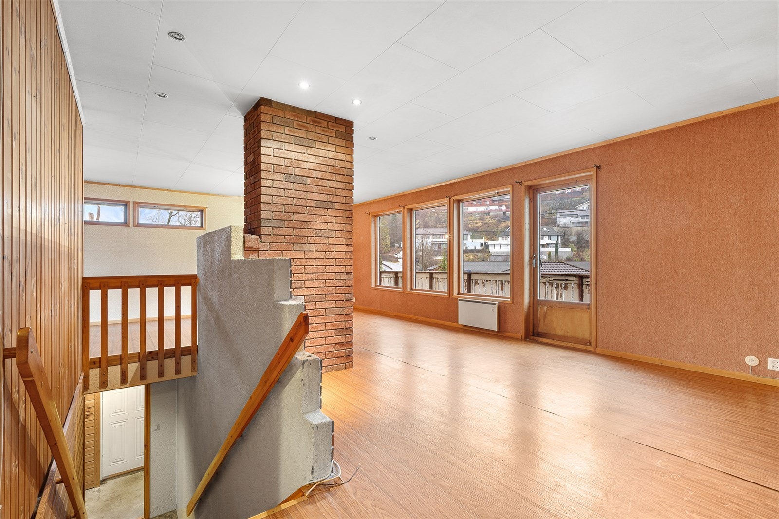 Velkommen inn i hoveddelen til boligen. Galleribilde