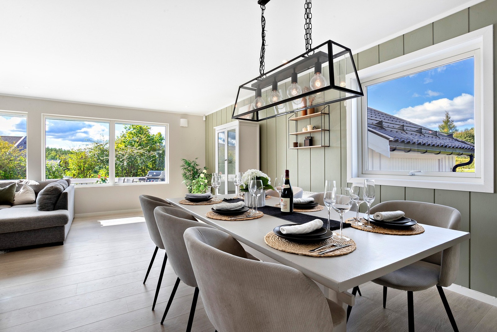 Lett å møblere Galleribilde