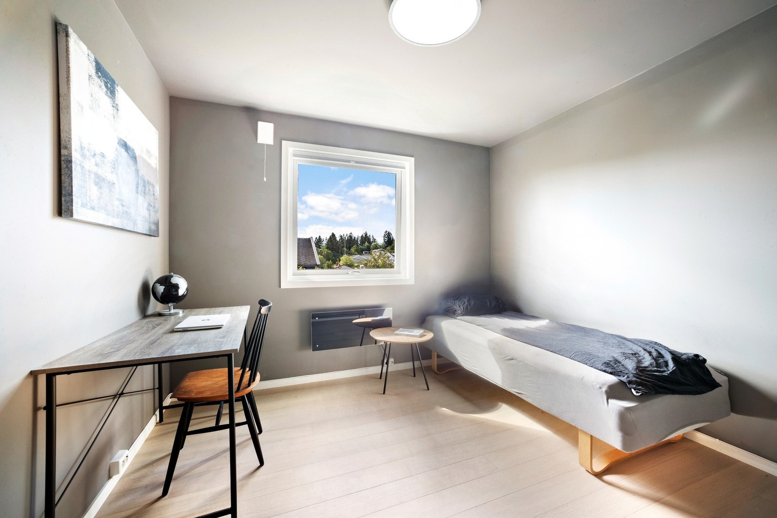 Soverom er godkjent såfremt trappen settes opp. Se siste plantegning. Galleribilde