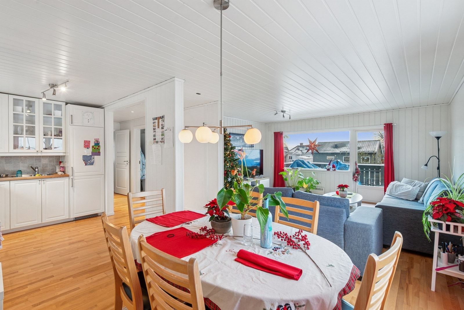 Stue og kjøkken Galleribilde