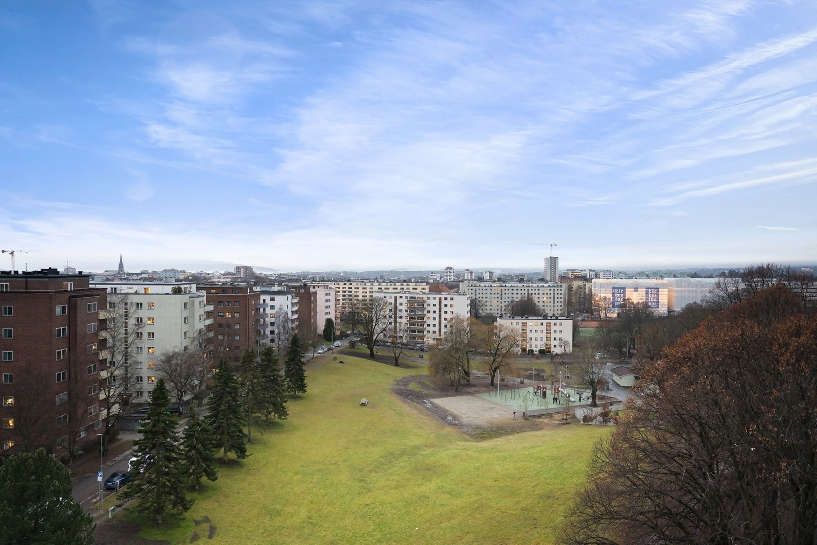 I nærområdet finner man flotte grøntområder som Marienlystparken. Galleribilde