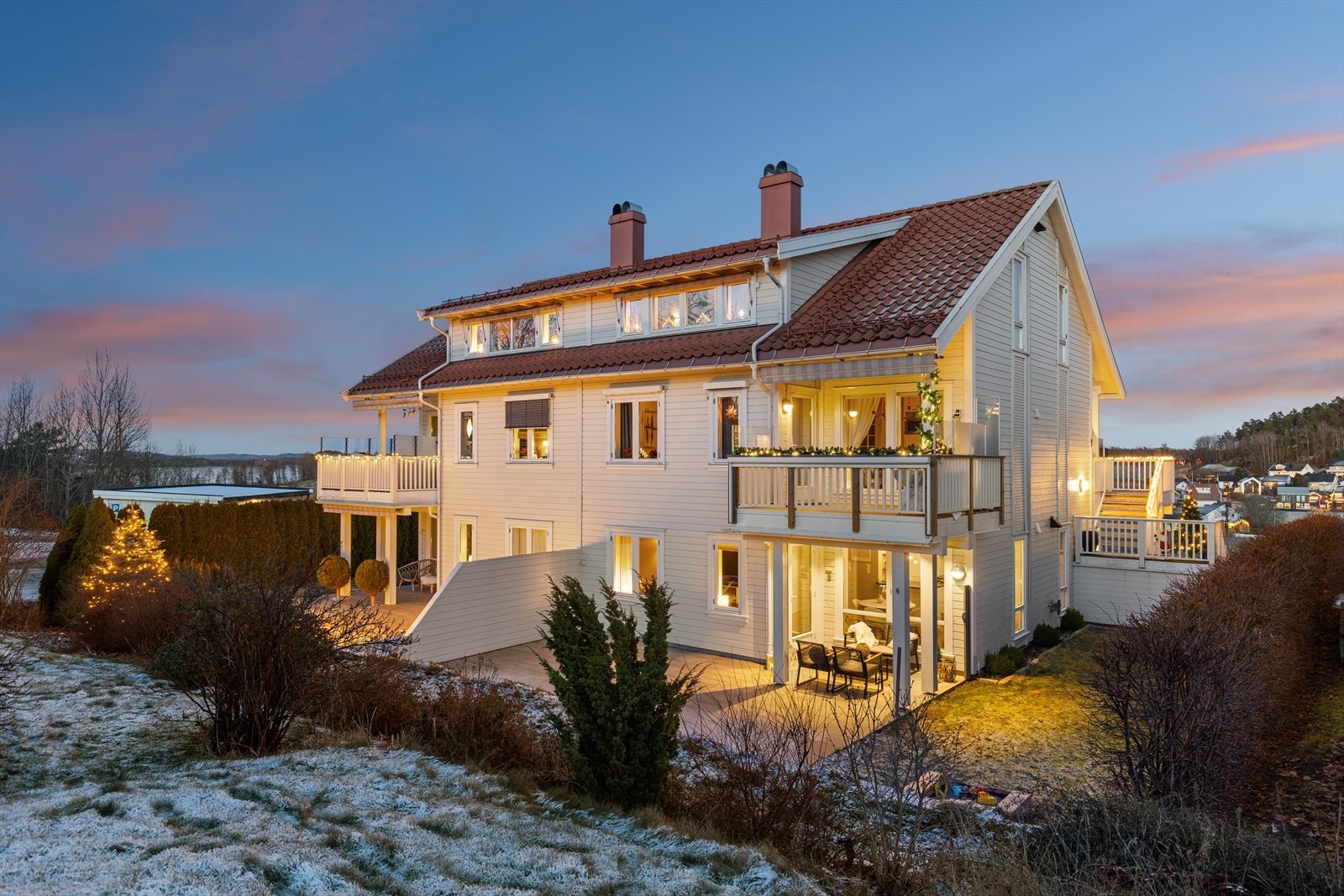 DNB Eiendom og Magnus Thorsrud har gleden av å presentere Melsomvikveien 51B - husk visningspåmelding. Galleribilde