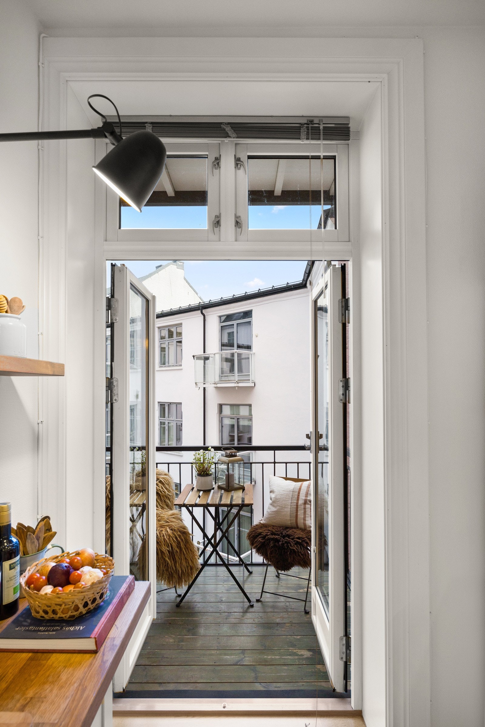 Direkte adkomst til balkong fra kjøkkenet Galleribilde