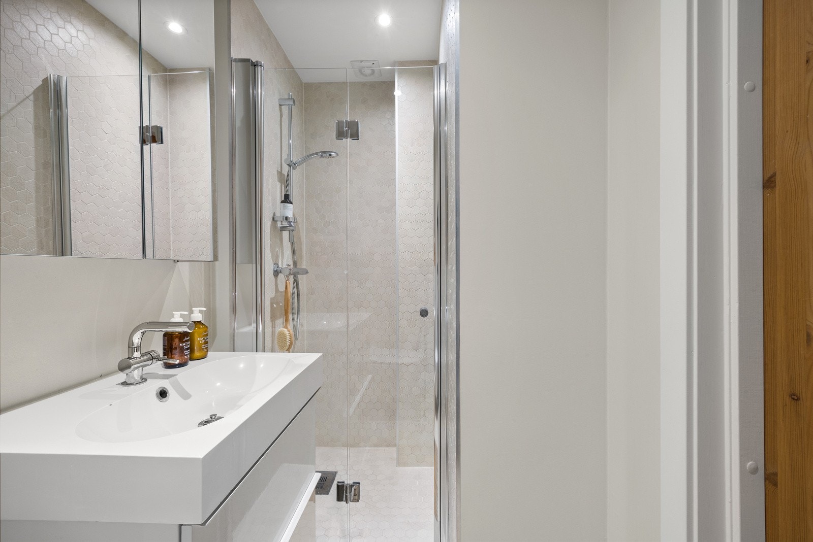 Lyst og tidløst innredet Galleribilde