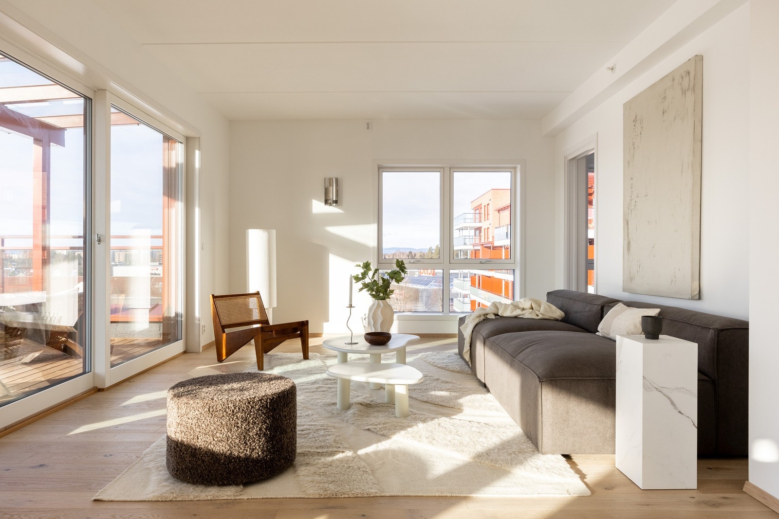 Leilighetene har balansert ventilasjon med varmegjenvinning, og uten kjøling. Galleribilde