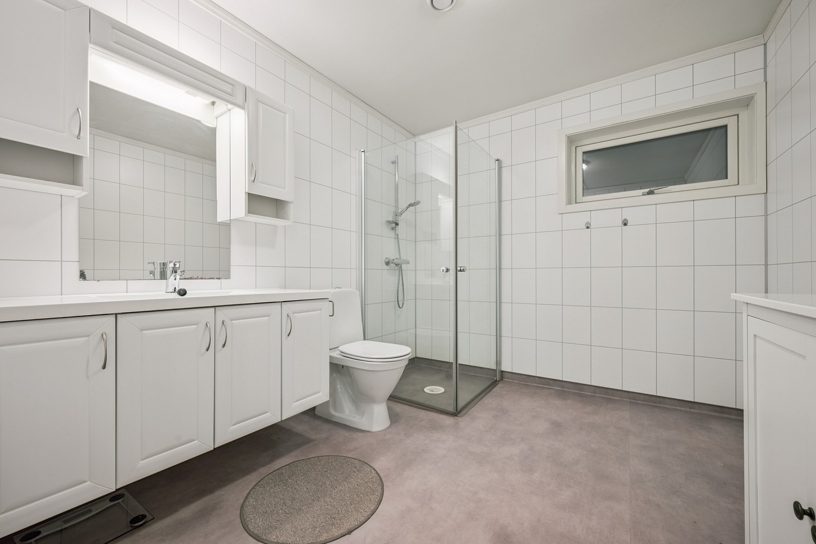 Romslig bad Galleribilde