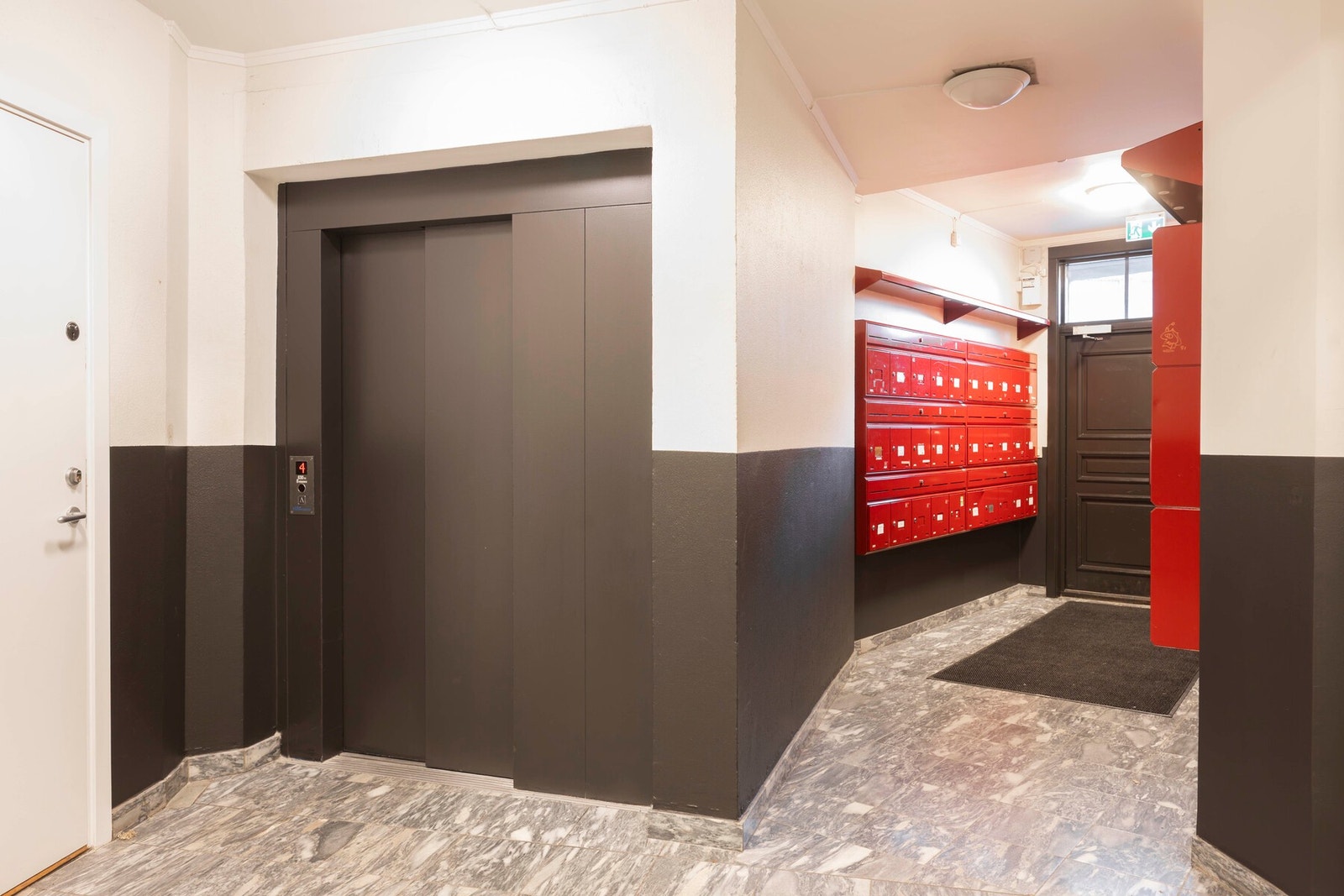 Heis i bygget. Galleribilde