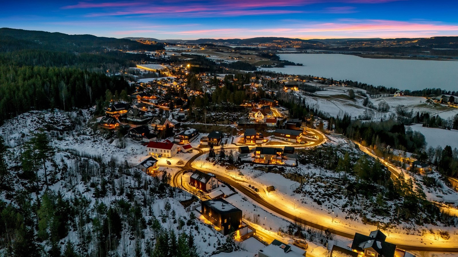 Dronebilde Galleribilde