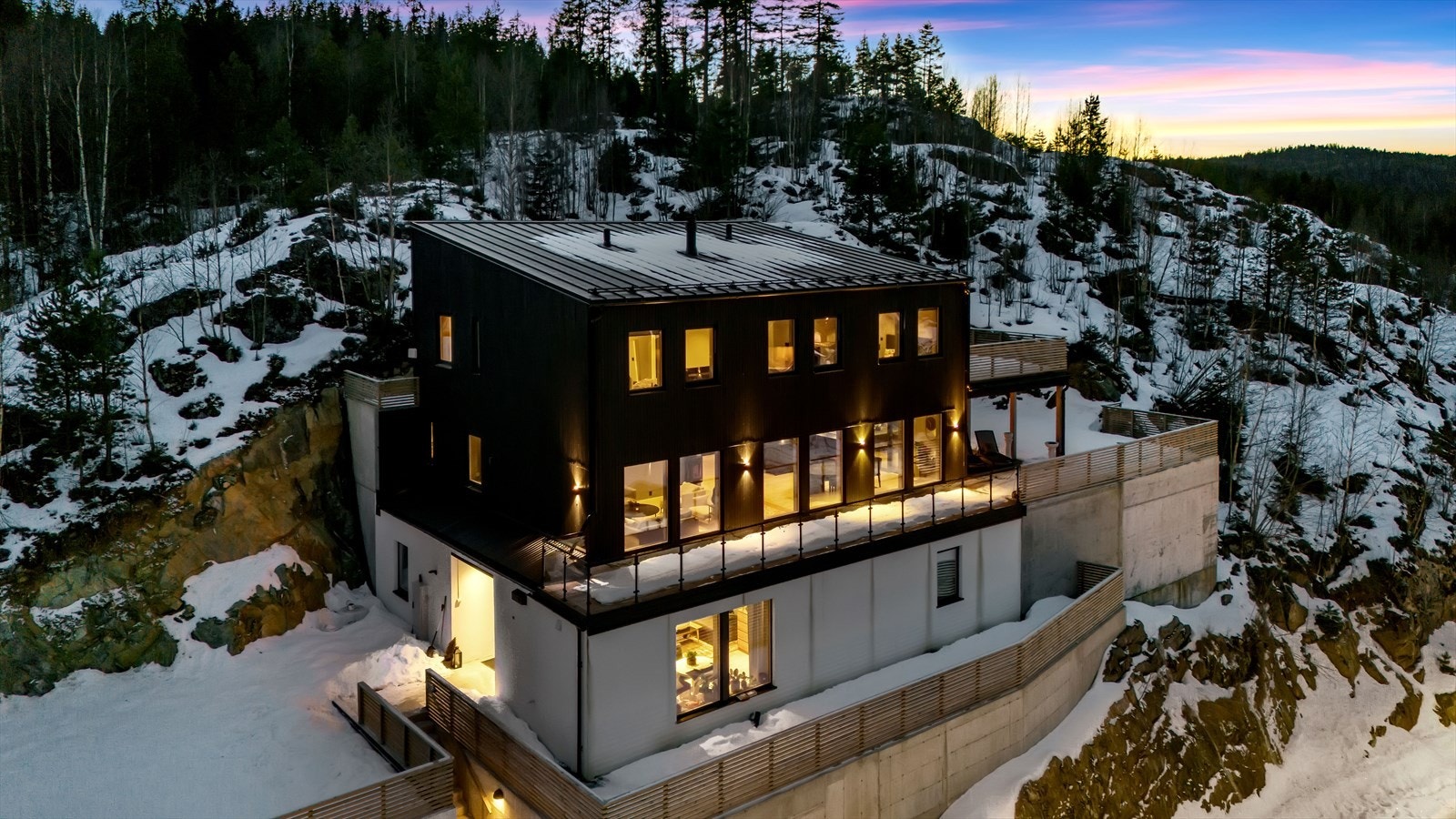 Velkommen til Stumyrhøgda 3, presentert av Malin Goa i Nordvik! Galleribilde