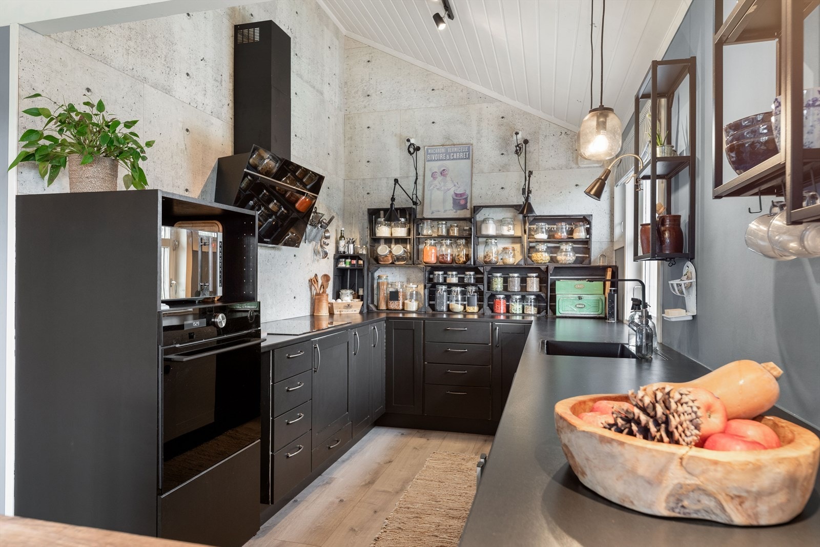 DNB Eiendom v/Tim Nicholas Sollien har gleden av å presentere Siggerudhagan 74! Galleribilde