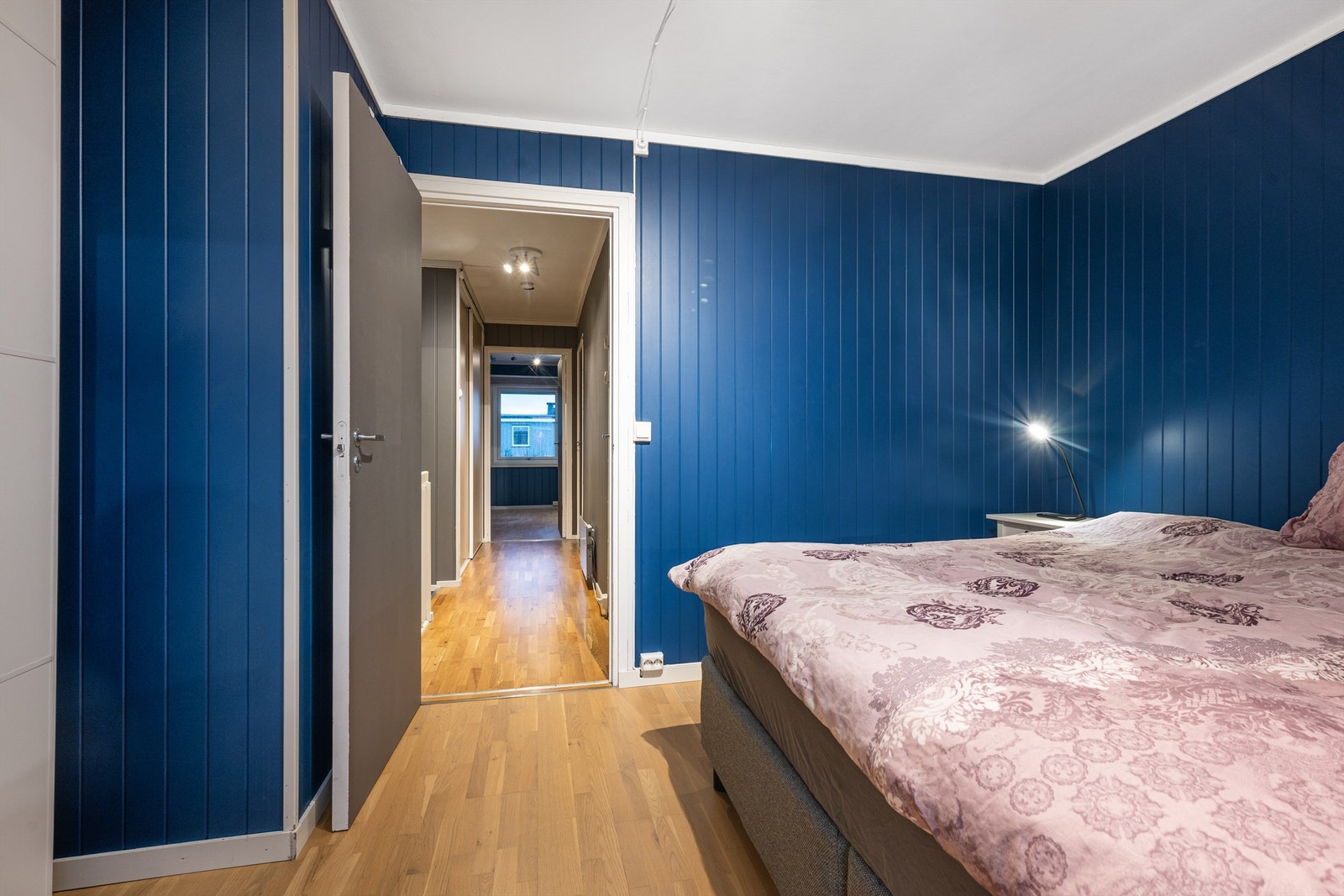 Soverom I Galleribilde