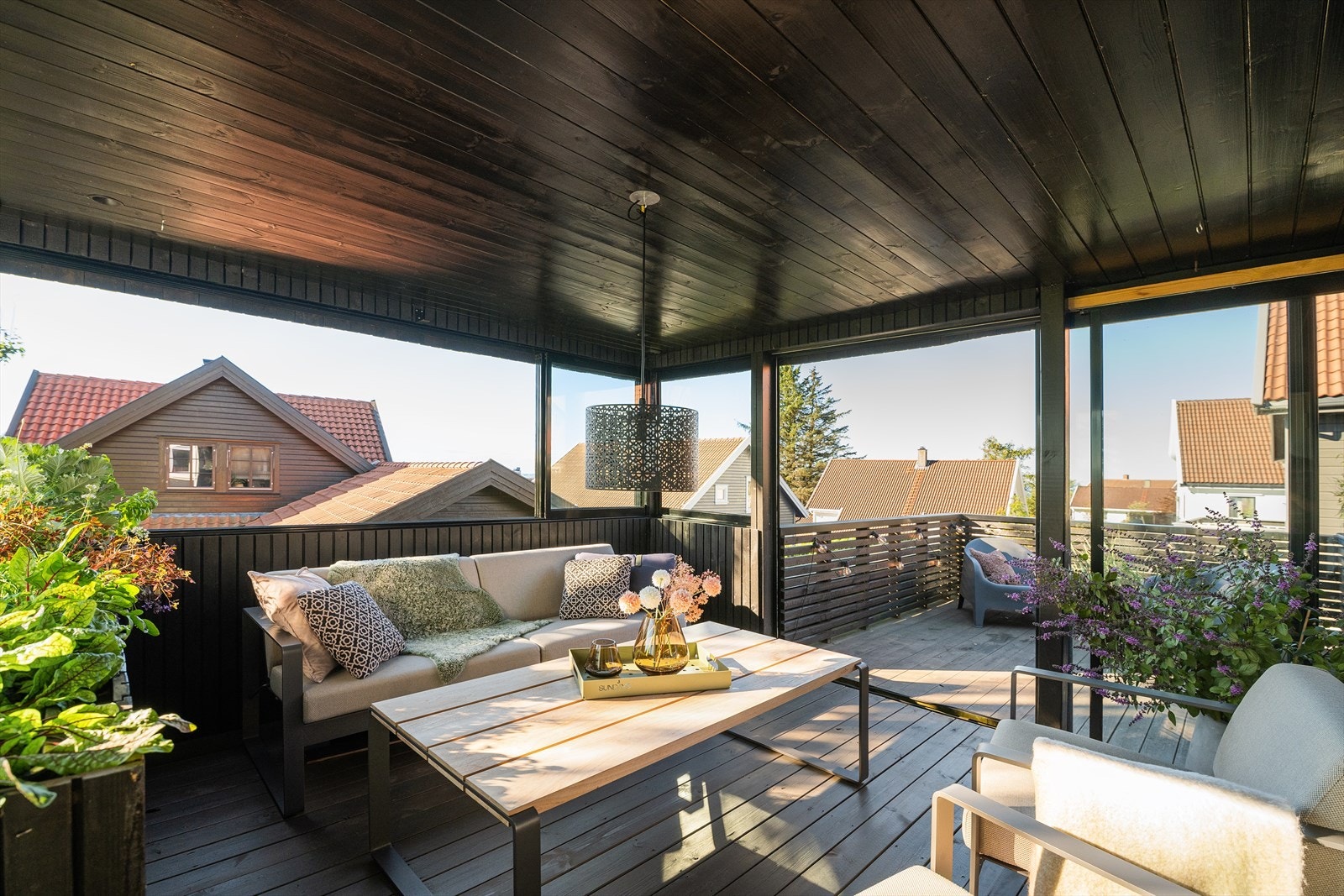 Hagestue. Galleribilde