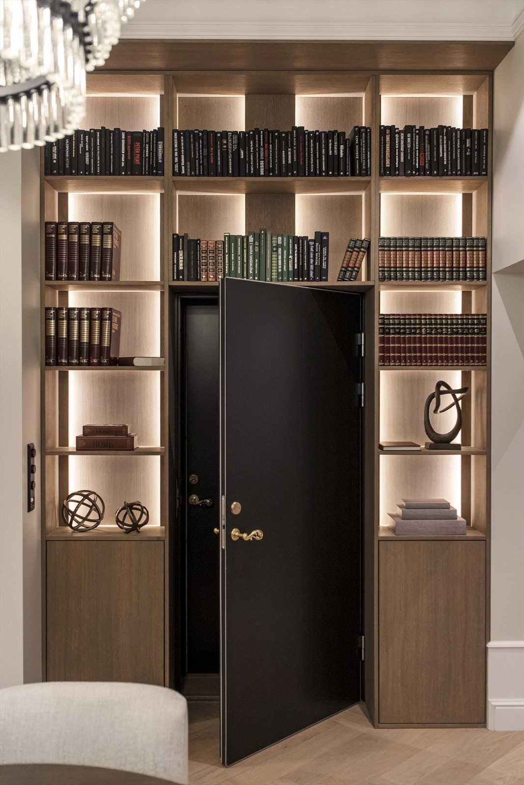 Den doble ytterdøren gir optimal støyisolering. Galleribilde