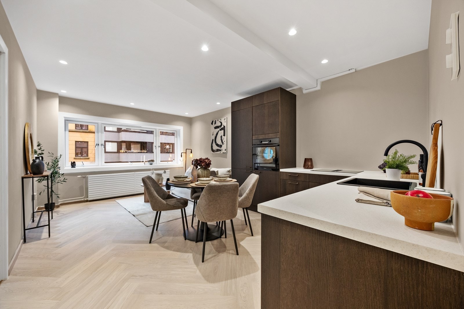 Velkommen til Frederik Glads Gate 22A! Presenters av Arsalan Syed v/Eiendosmmegler 1 Galleribilde