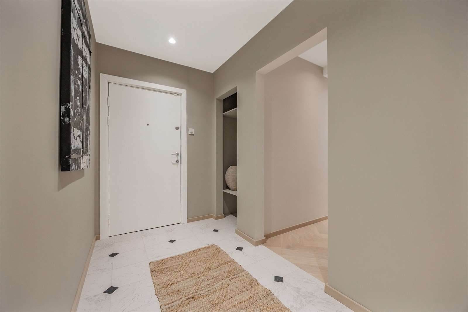 Det lagt varmekabler i entreen. Galleribilde