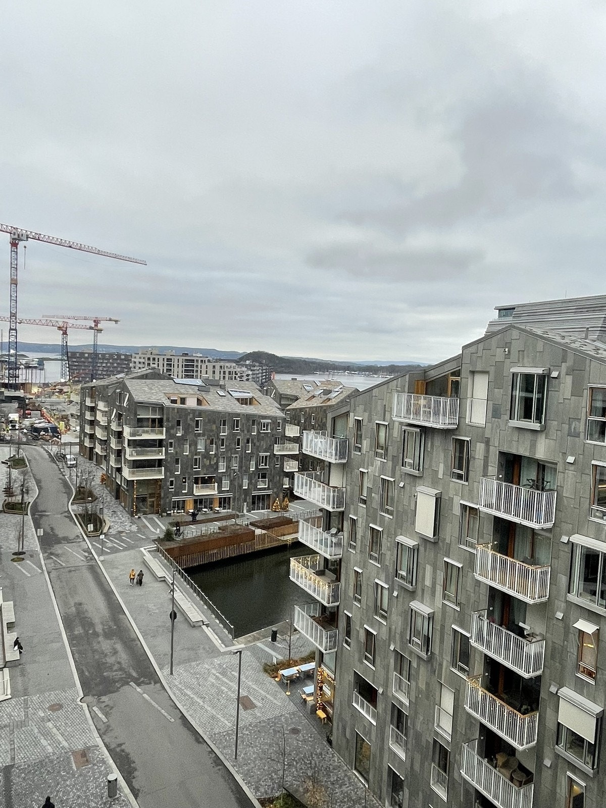 Utsikt fra balkong Galleribilde