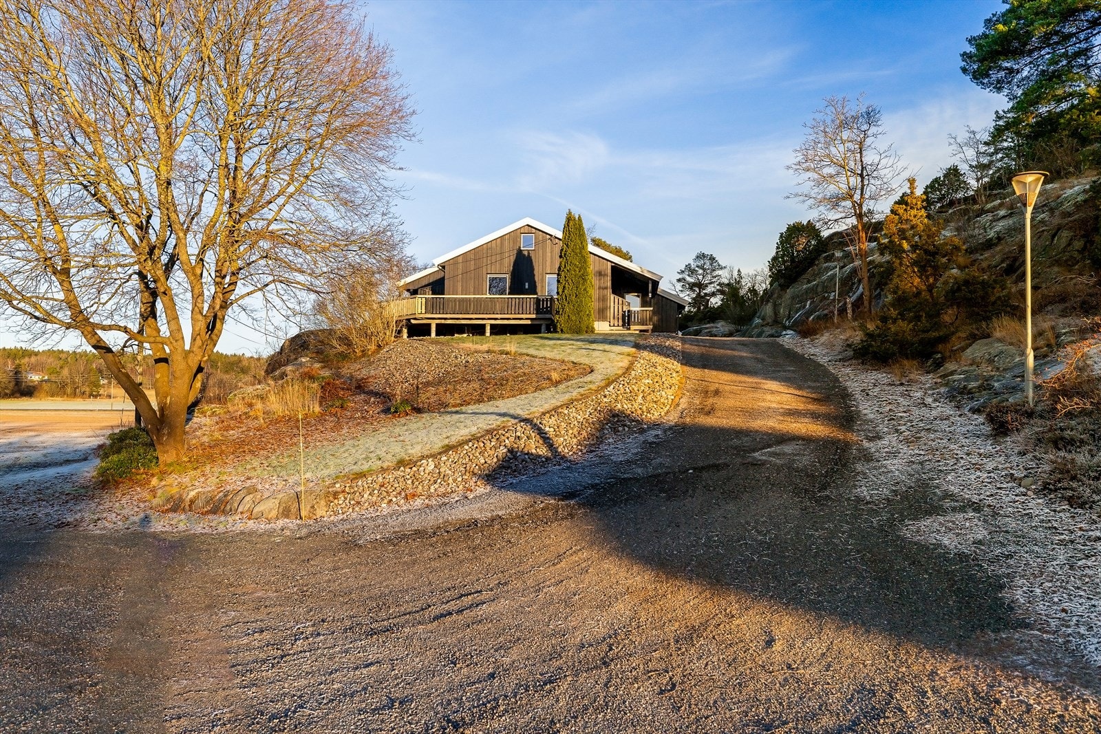 Lettstelt eiet tomt 2 374 kvm Galleribilde