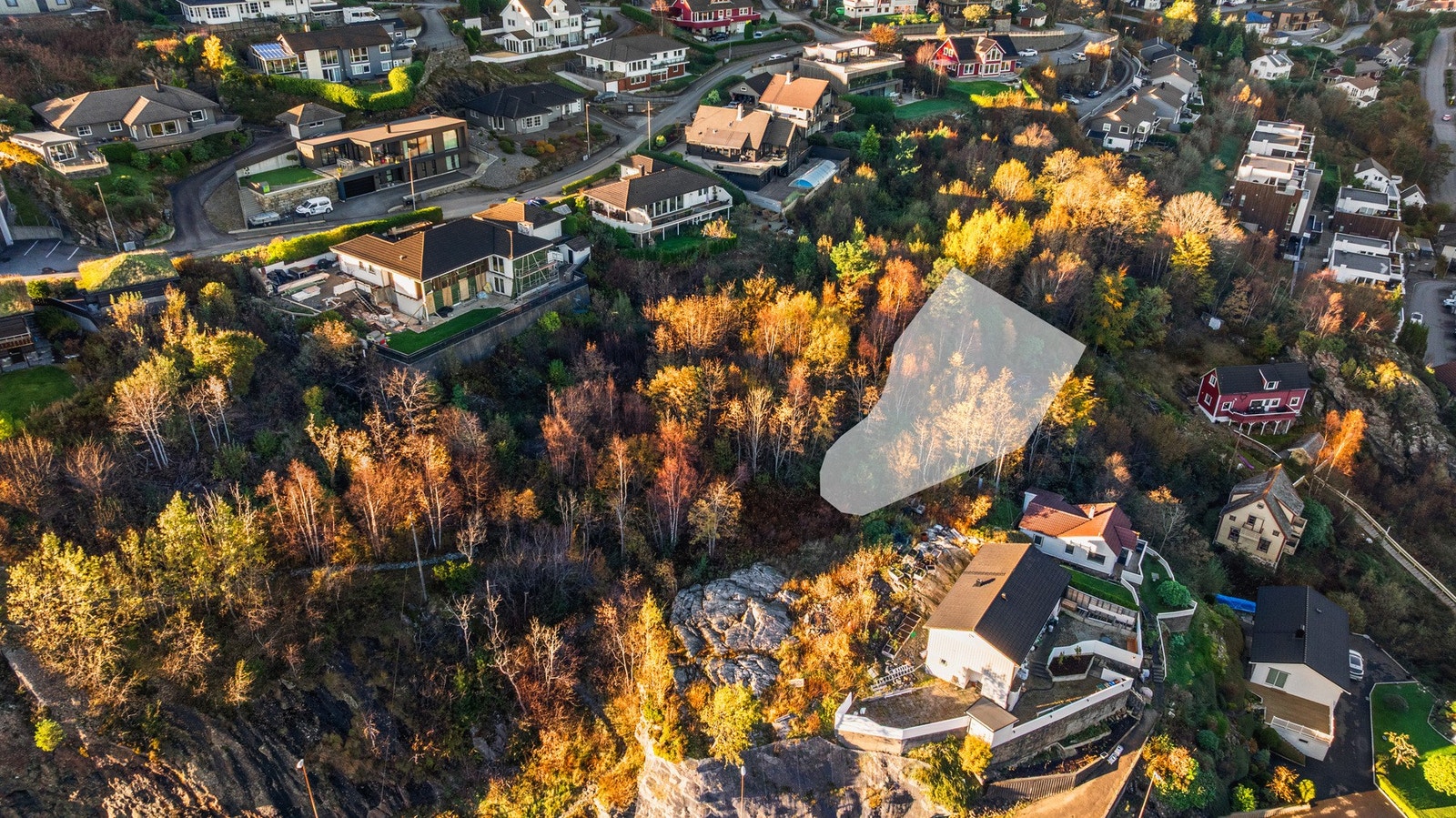 Denne tomten har et areal på 792,5 kvm. Galleribilde