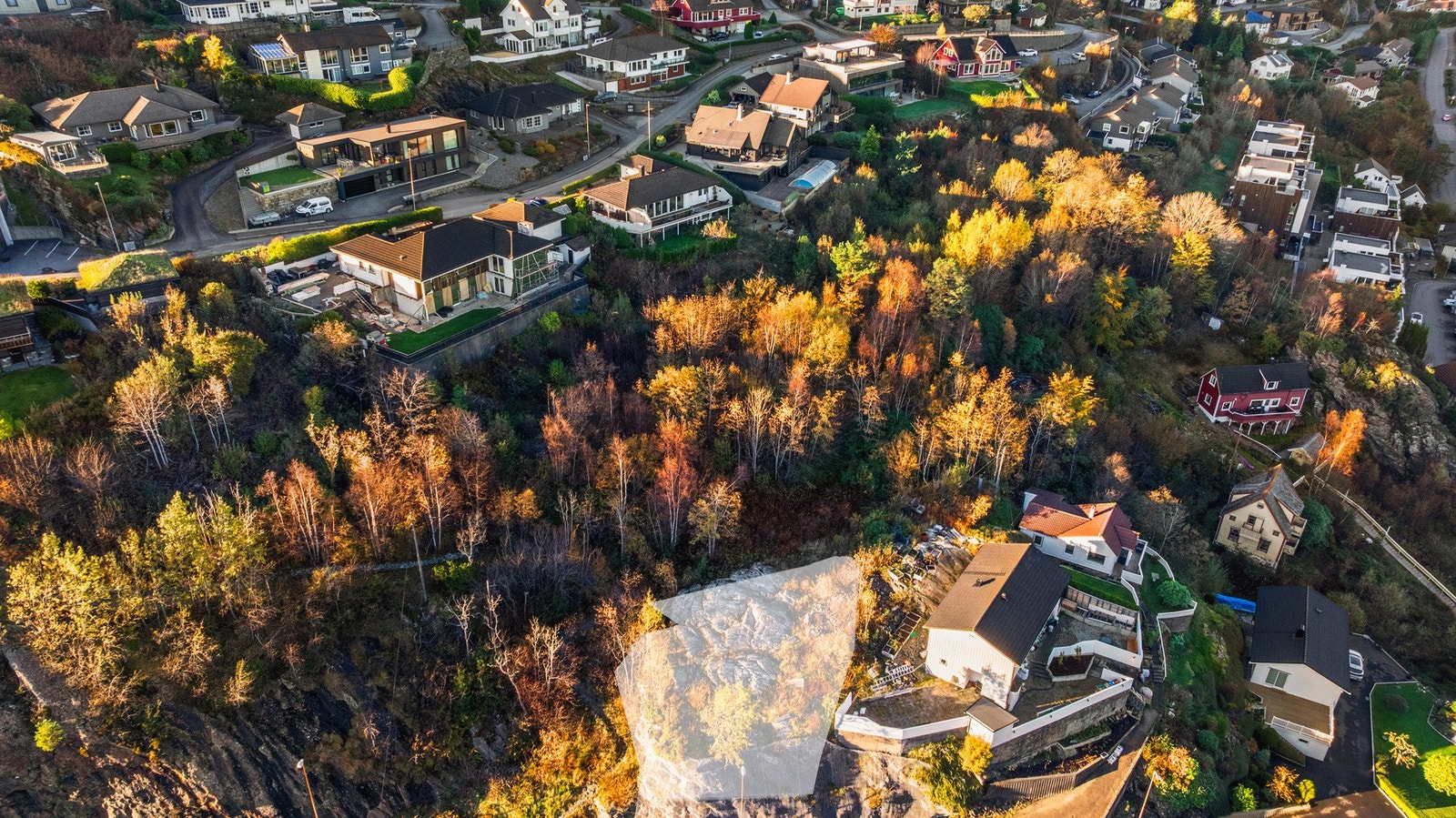 Denne tomten har et areal på 516,9 kvm. Galleribilde