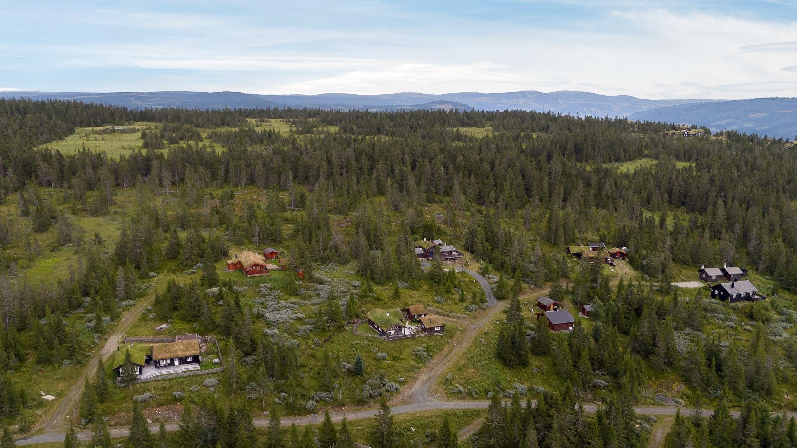 Her kan vi by på skikkelig hytte-ro med lite trafikk og rikelig med urørt natur. Galleribilde