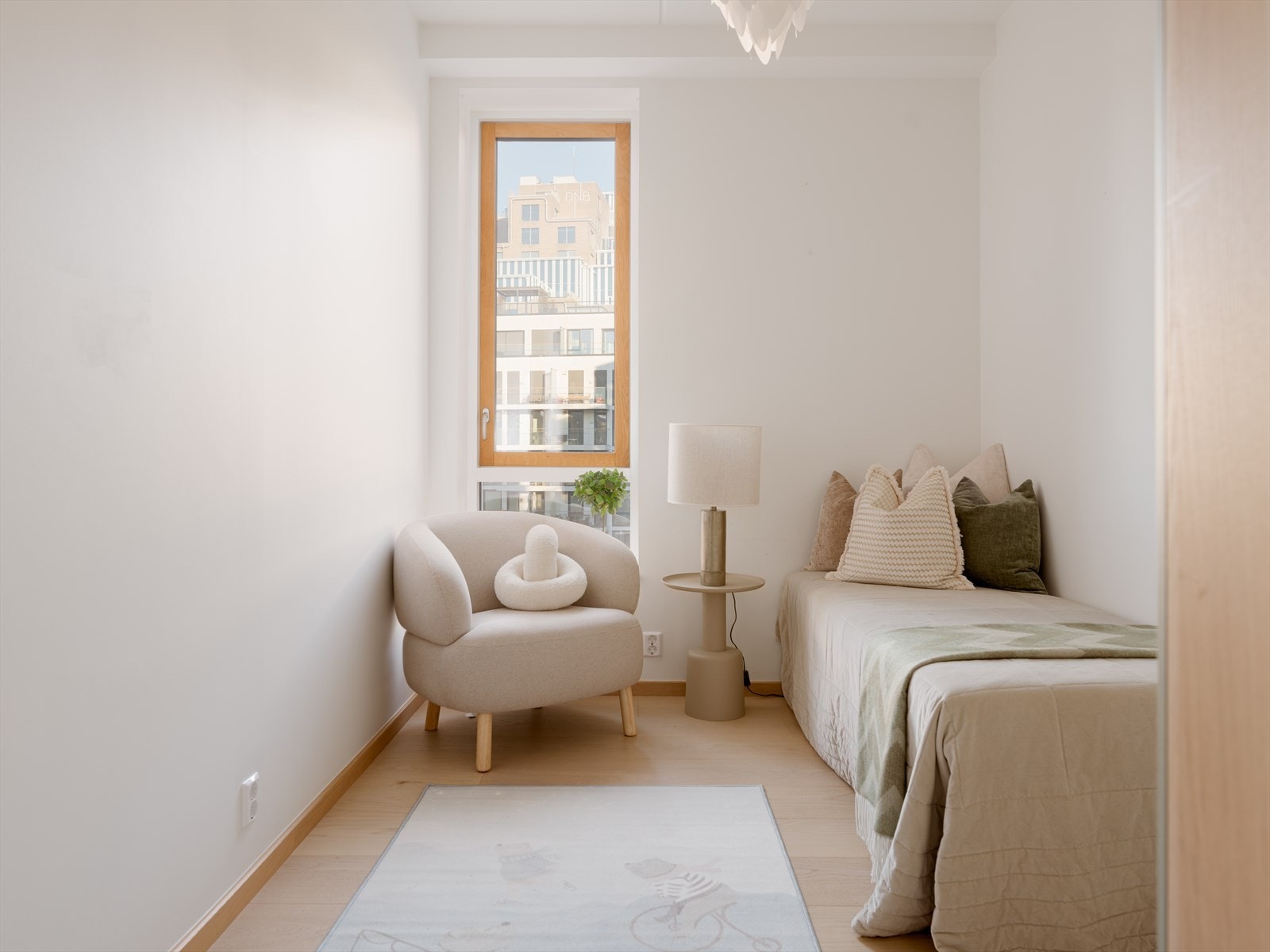 De to andre soverommene er av relativt lik størrelse og fungerer utmerket som gjesterom, barnerom, kontor eller hobbyrom. Galleribilde