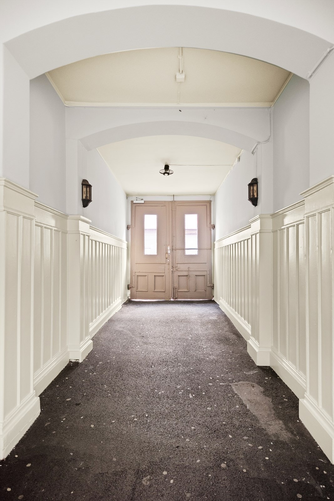 Leiligheten har en tilbaketrukket beliggenhet i indre gård. Galleribilde