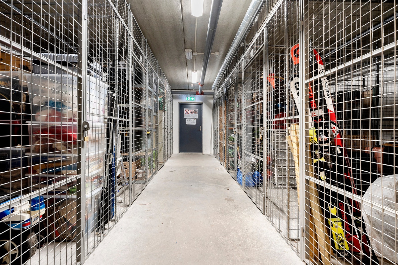 I kjelleretasje disponerer leiligheten en bod på ca. 5 kvm Galleribilde