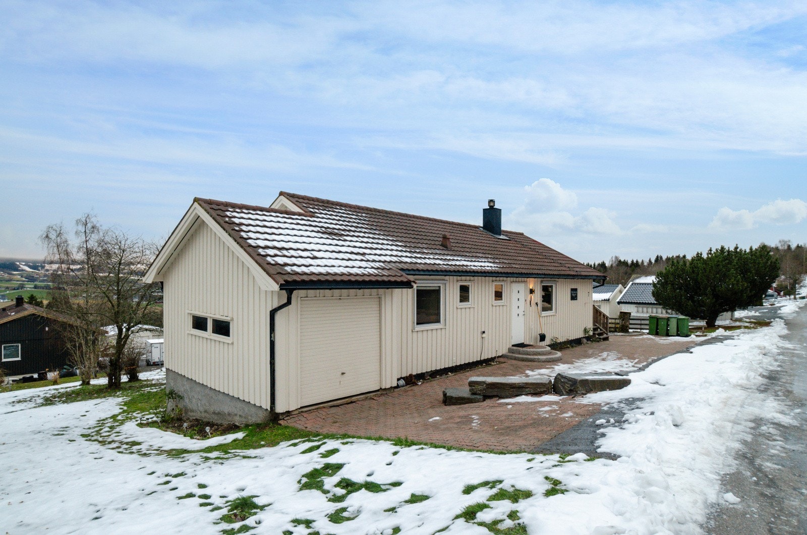 Lokalmegleren &Partners v/Ole Andreas Westerfjell har gleden av å presentere Olav Rees veg 7! Galleribilde