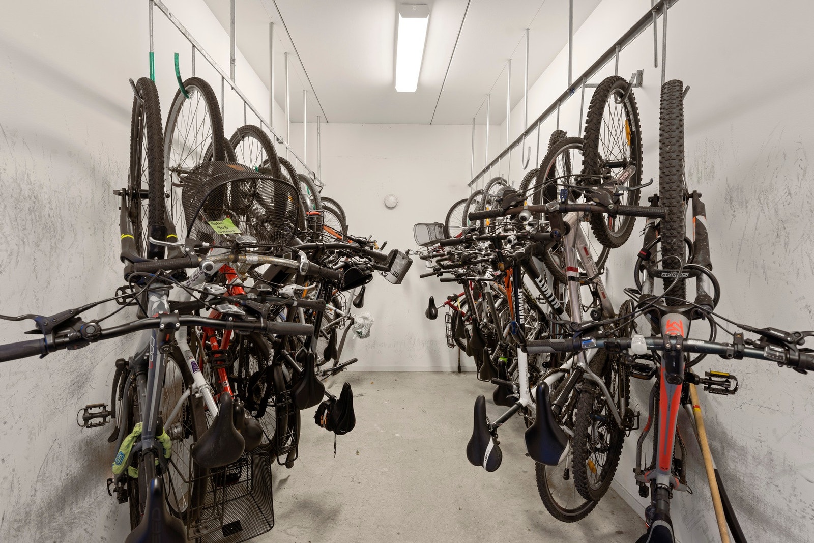 Innvendig sykkelbod. Galleribilde