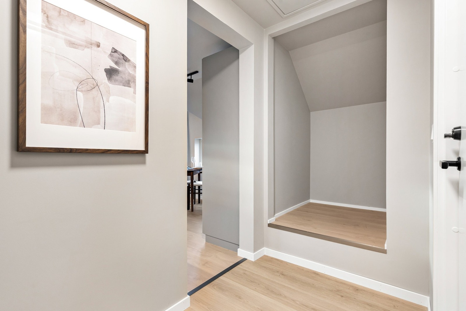 Entré med gode lagringsmuligheter Galleribilde