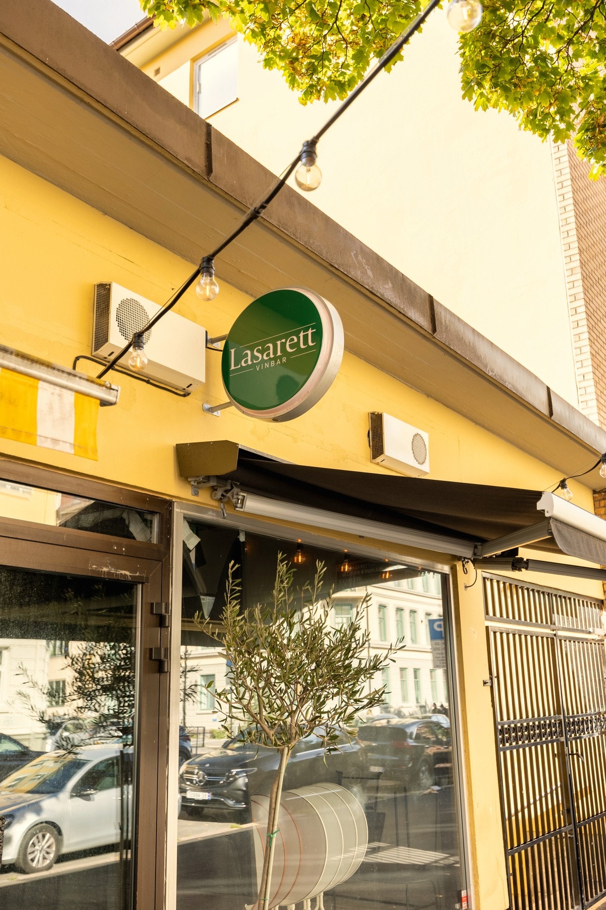 Her har du umiddelbar nærhet til en rekke servicetilbud og gode kollektivtilbud. Galleribilde