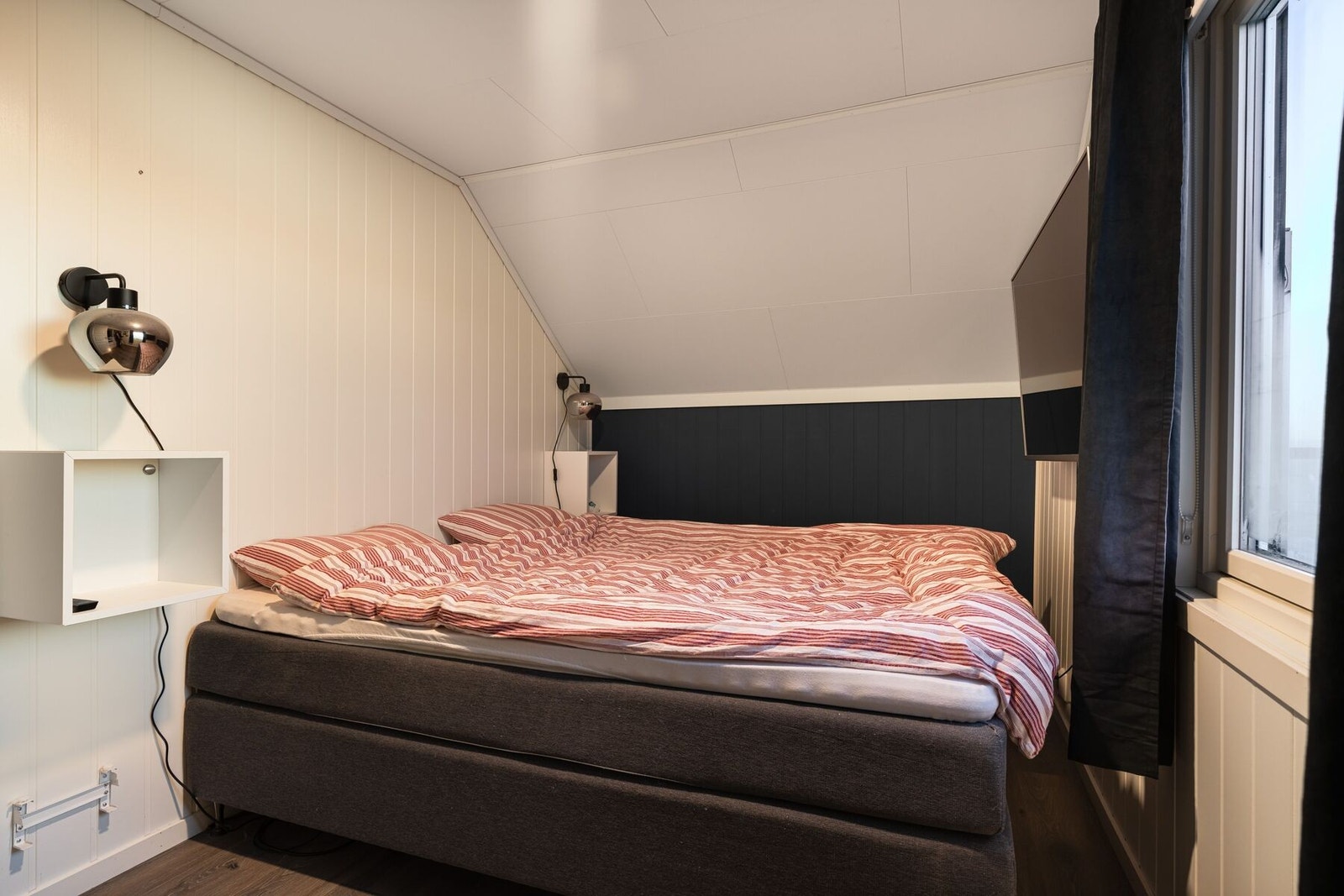 i 2. etasje finner man 3 soverom Galleribilde