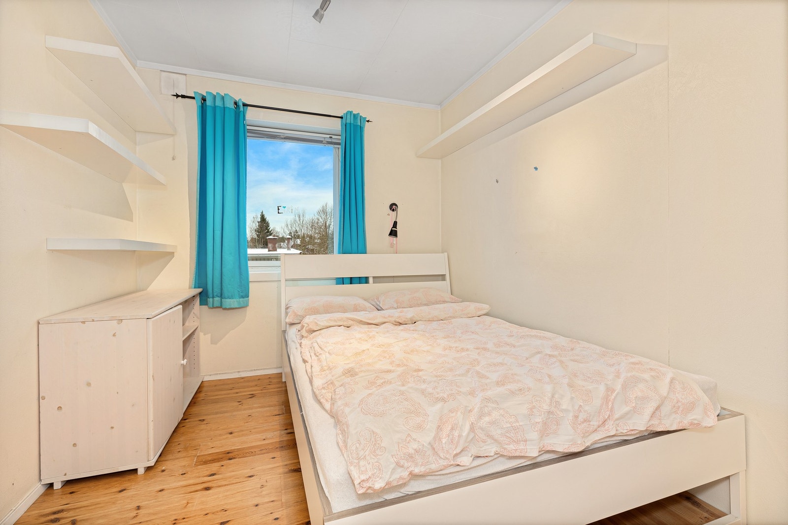 Soverom 3 - Passer perfekt som barnerom, gjesteværelse eller kontor Galleribilde