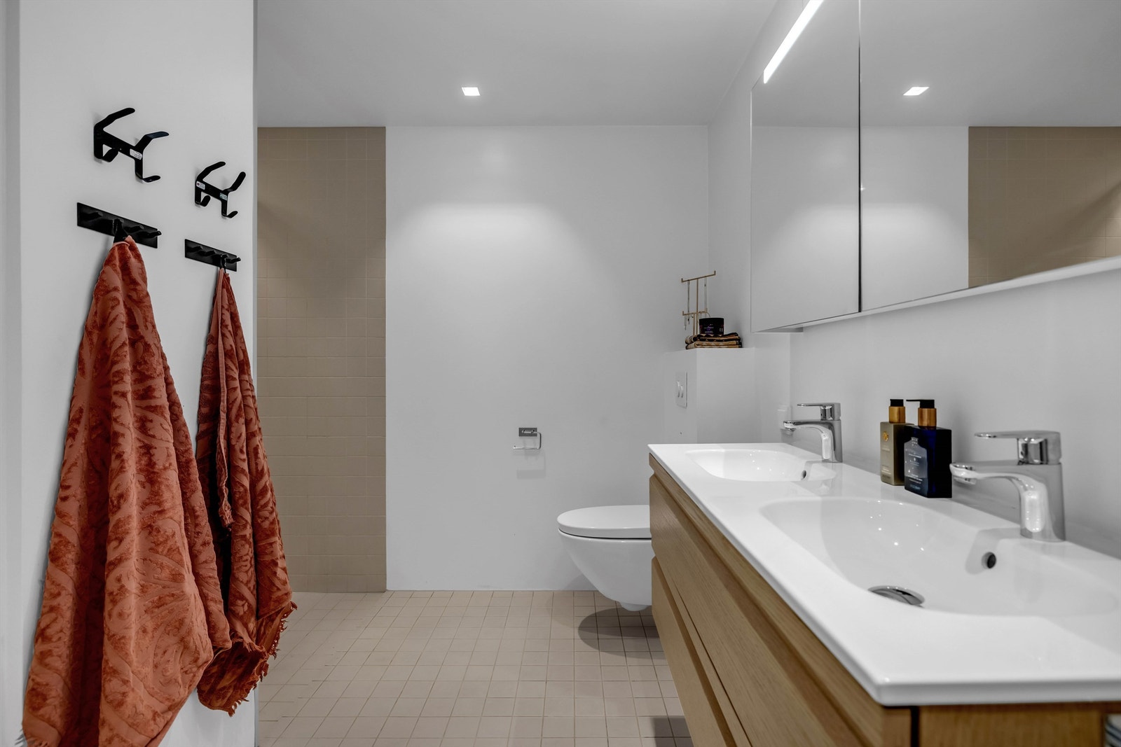 Badet er utvidet og oppusset i 2017 og dokumentasjon er fremvist takstmann Galleribilde