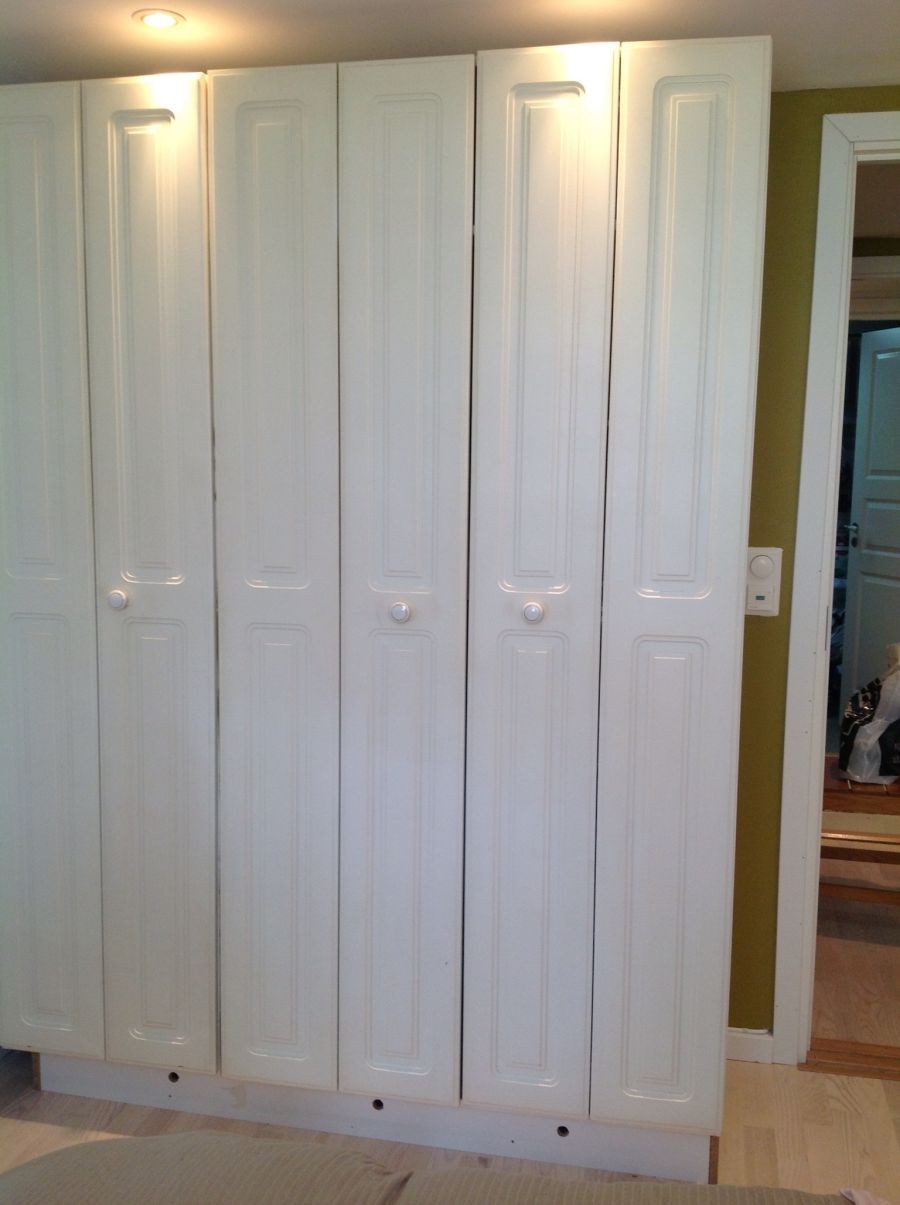 Godt med skapplass på soverommet Galleribilde