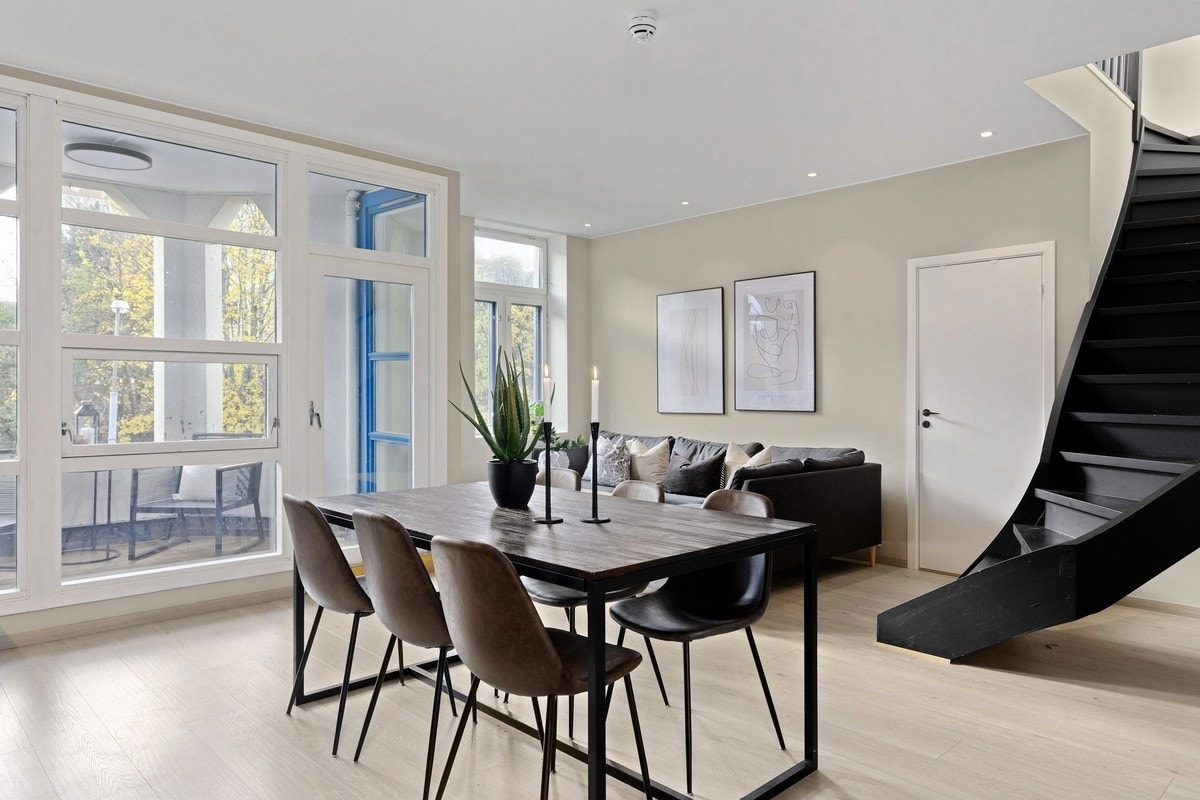 Velkommen til Bergsligata 5! Totalrenovert leilighet fra 2022 med høy standard Galleribilde