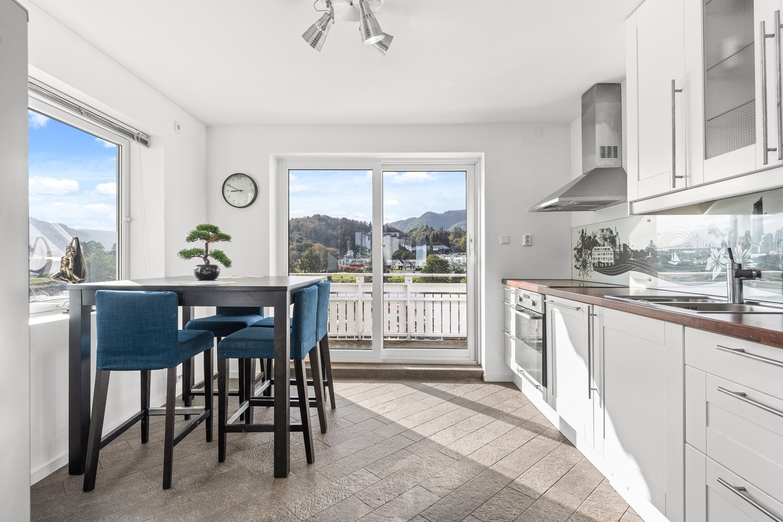 Velkommen til Nesgata 32 ! Foto: Morten Fasseland. Galleribilde