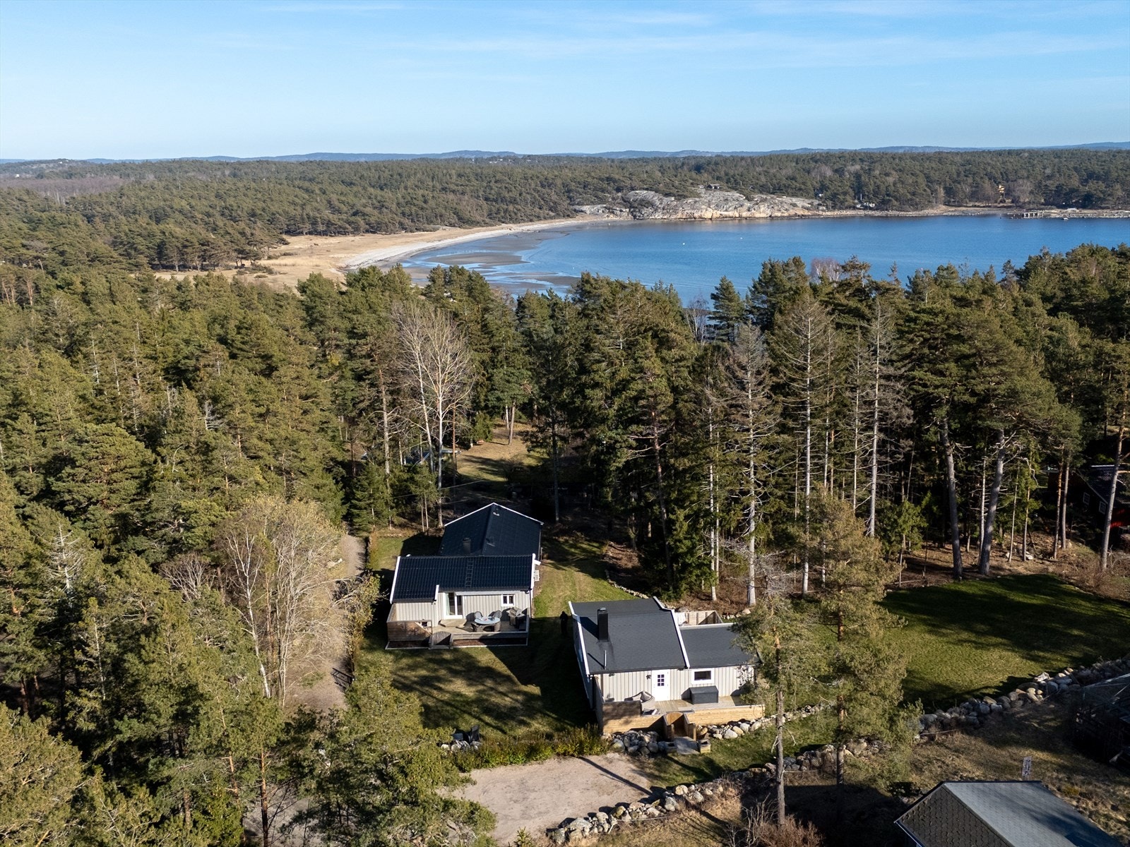 Velkommen til Rødshueveien 68 og Rødshueveien 70! Foto: Eivind Lauritzen Galleribilde