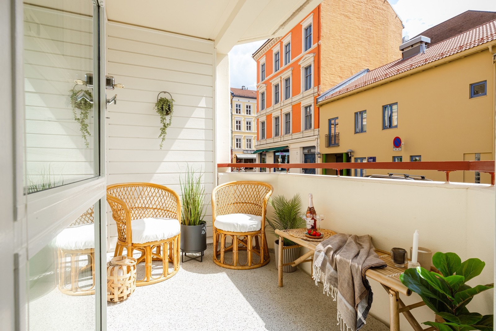 Fra stuen er det utgang til en herlig balkong på 5m². Galleribilde