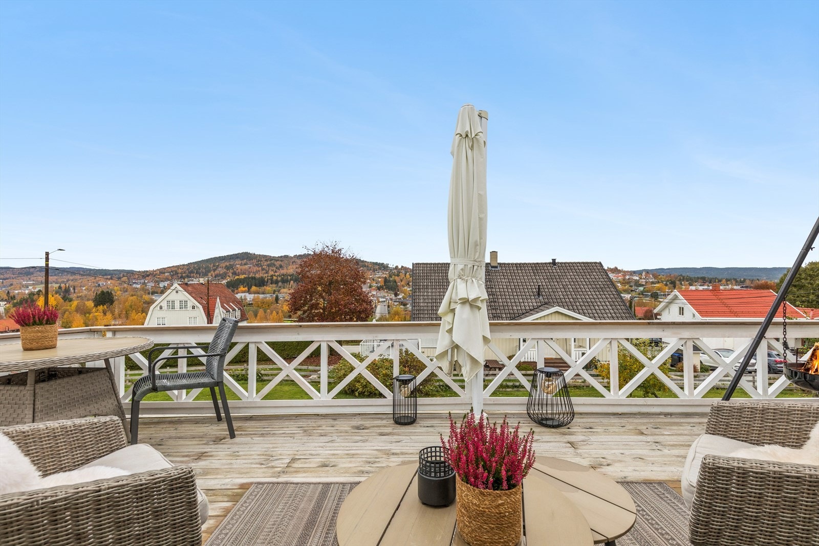 Og her kan man nyte den fine utsikten! Galleribilde