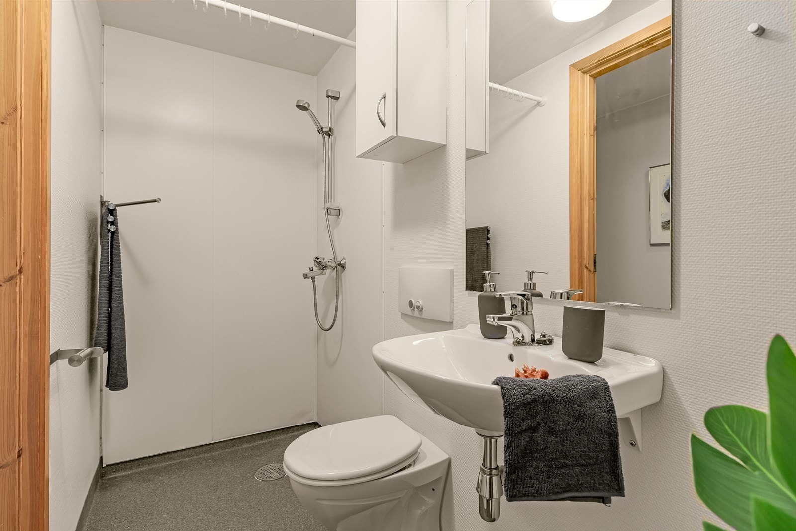 Opplegg for vaskemaskin på bad Galleribilde