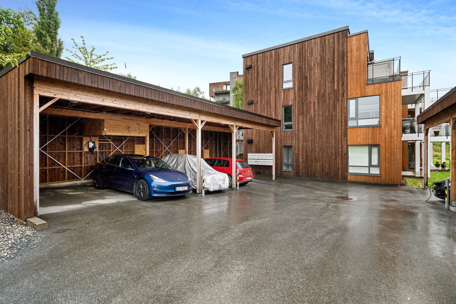 Parkeringsplass medfølger Galleribilde