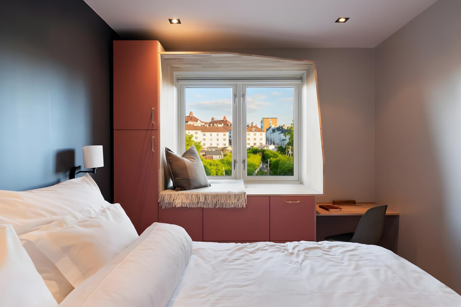 Slik ser utsikten ut fra soverom I på sommerstid. Galleribilde