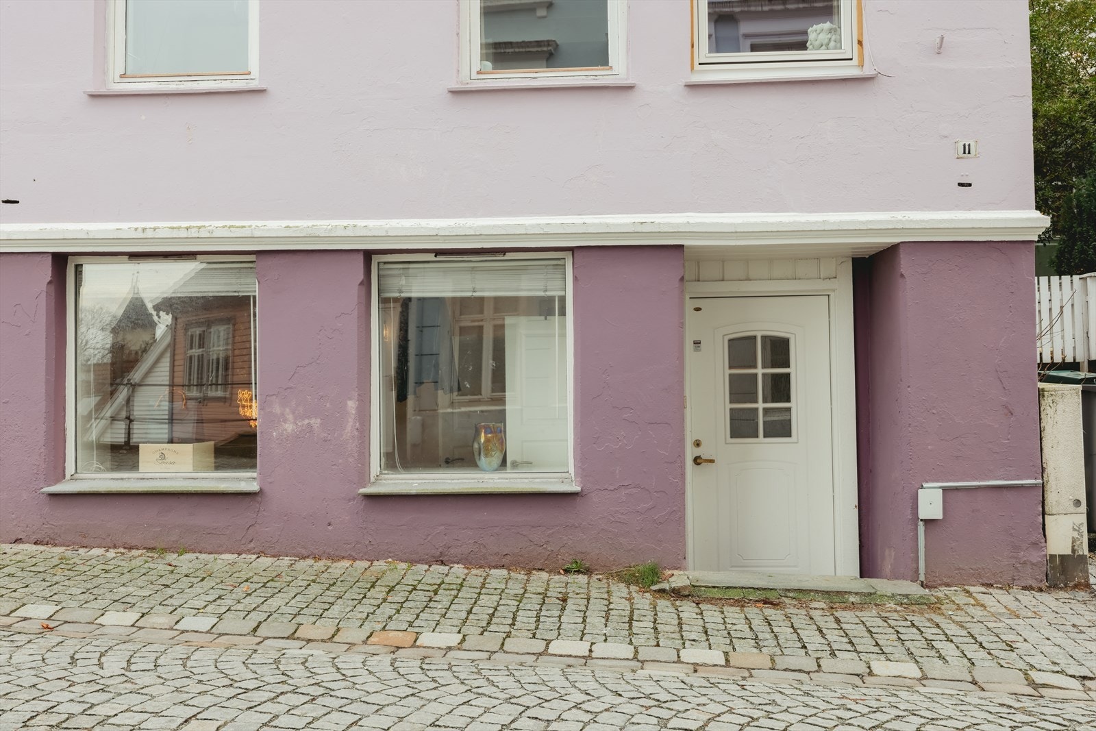 Et hyggelig inngangsparti ønsker deg velkommen hjem Galleribilde