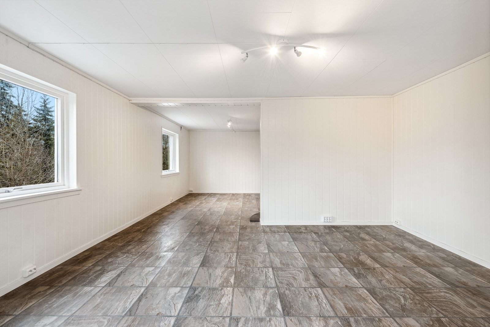 Stor og åpen stue. Galleribilde