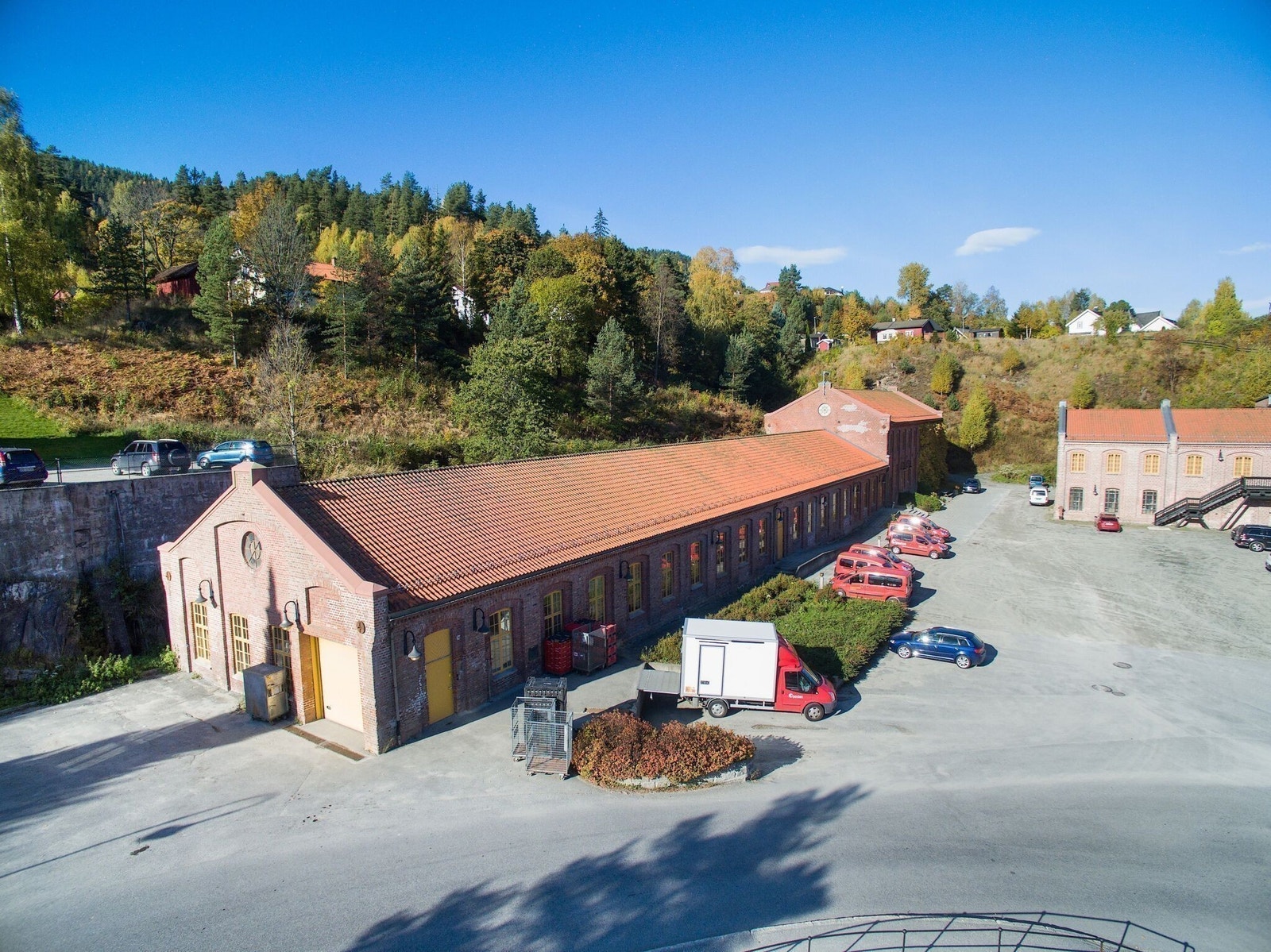 O.H. Holtas gate 29 Galleribilde