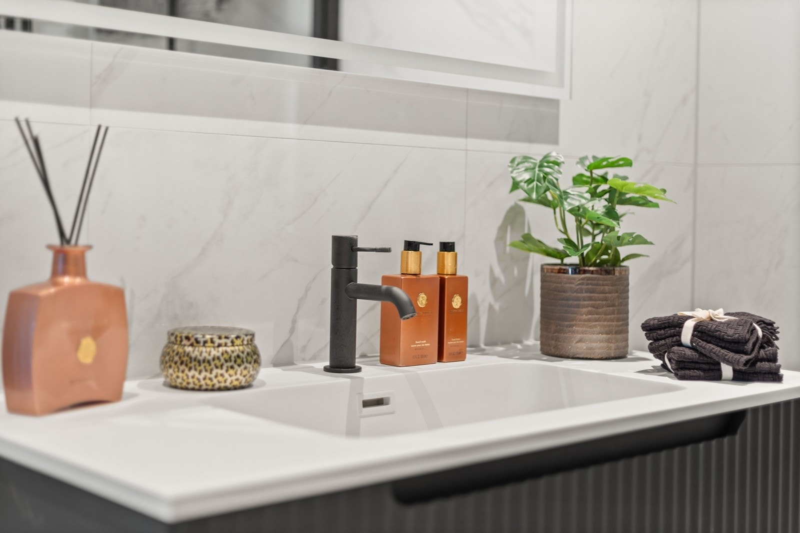 2. etasje er en privat avdeling med soverom og 2 bad Galleribilde