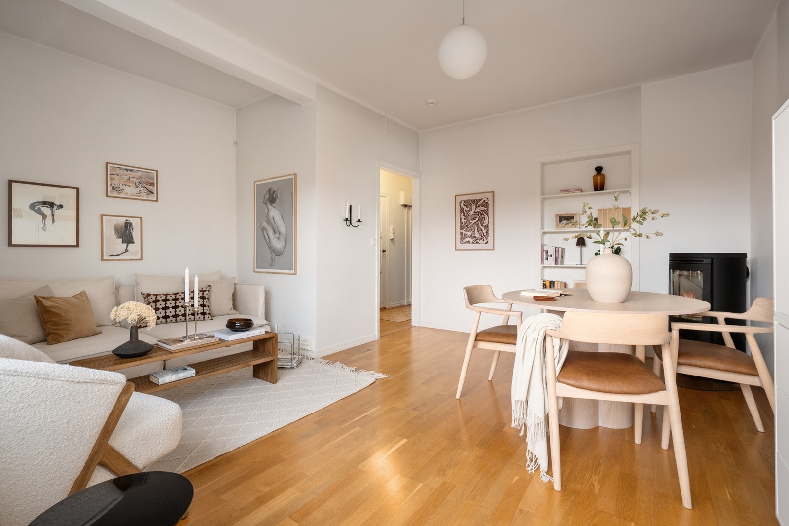 God takhøyde på ca. 2,70 m. Galleribilde